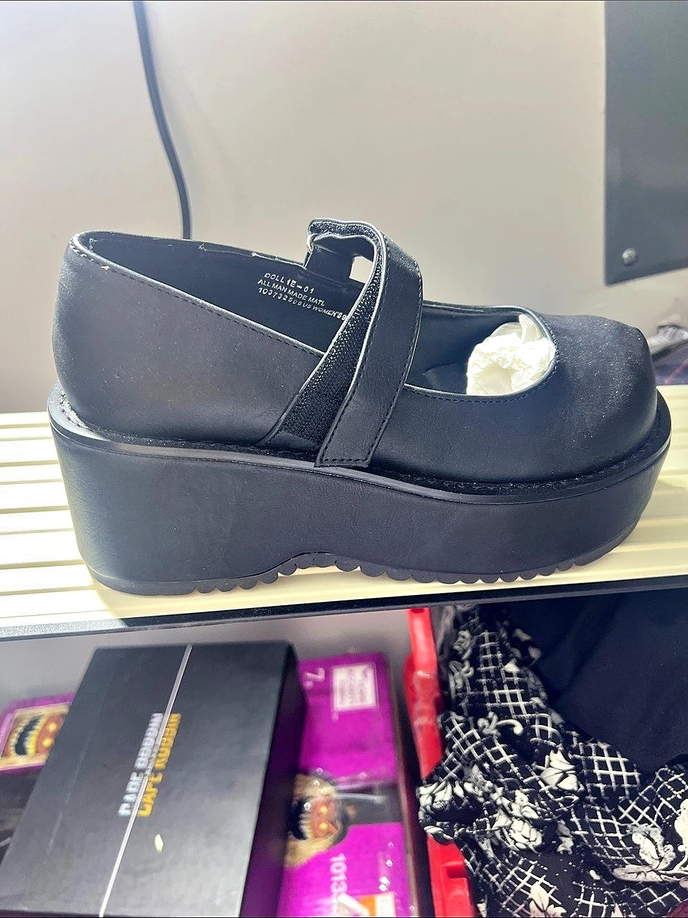 Dr. Martens Dollie Platform Mary Jane Black US 9 Like New